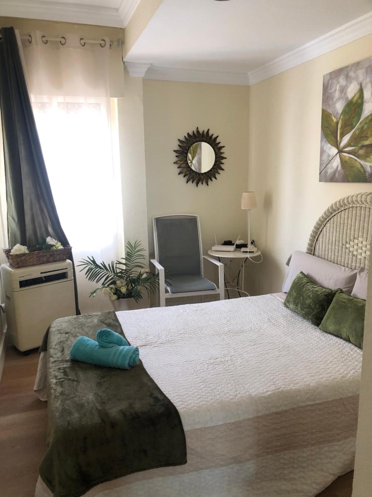 Luxury Oceanfront Triplex In Cadizアパートメント エクステリア 写真